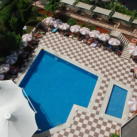 Grand Okan Feriested 4*