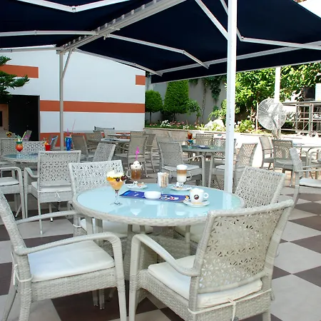 Semesteranläggning (resort) Grand Okan 4*